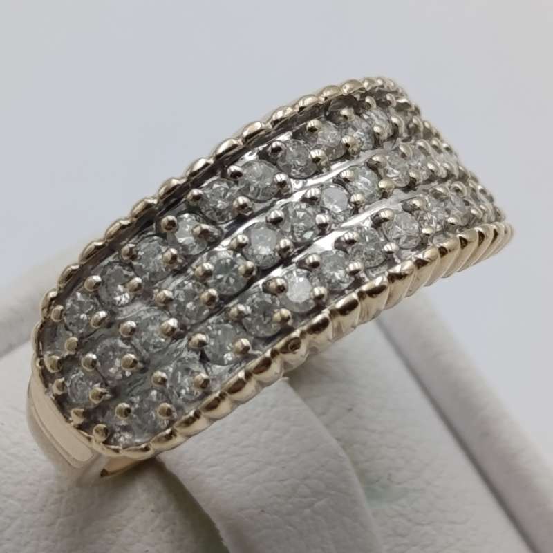 9kr Gold ring with 41 diamonds - weight 4,1g