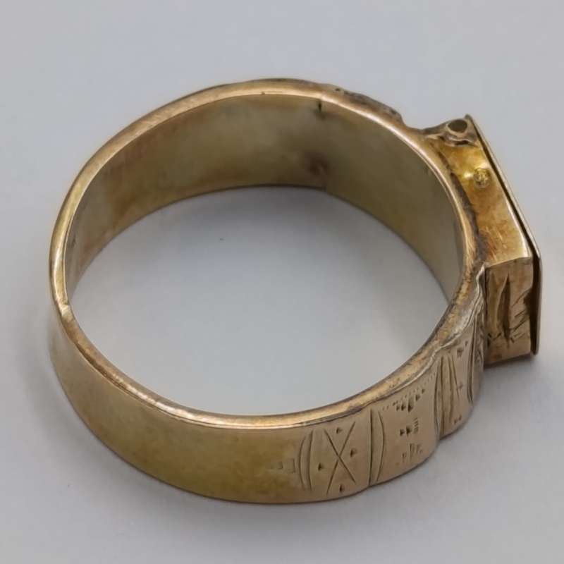 14kt gold opium storage ring - vintage - weight 2,1g