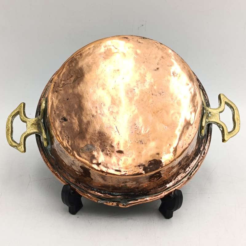 Antique hammered copper cooking pan with 2 handles