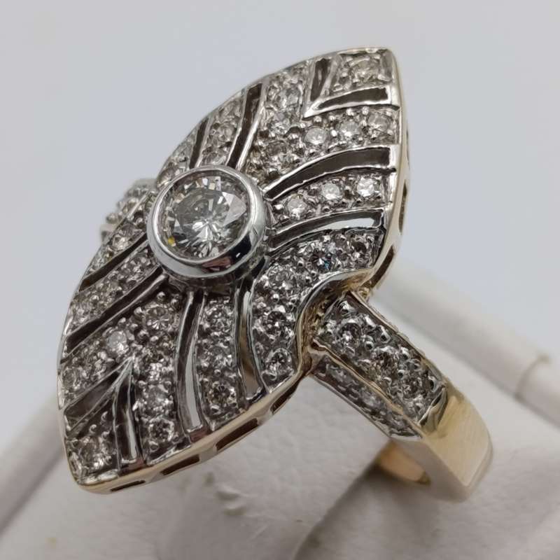 9kt gold ring with centre diamond of almost half a carat plus a further 56 diamonds - weight 7.3g