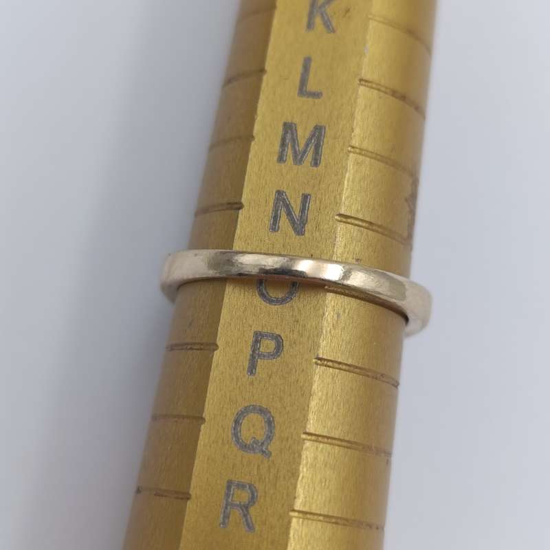 9kt gold ring with half a carat and diamonds - 101 diamonds - weight 4.3g