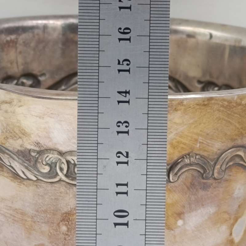 Vintage silverplated ice bucket with torgs