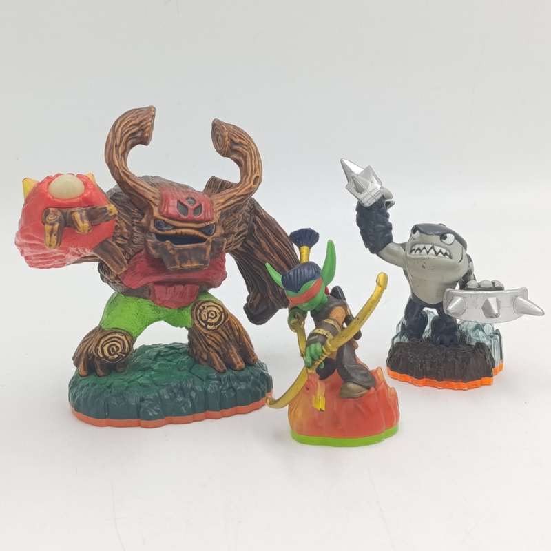 Lot of 3 Activision Skylanders action figurines