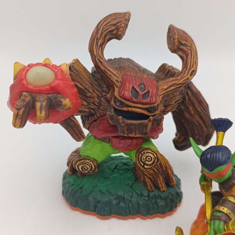 Lot of 3 Activision Skylanders action figurines