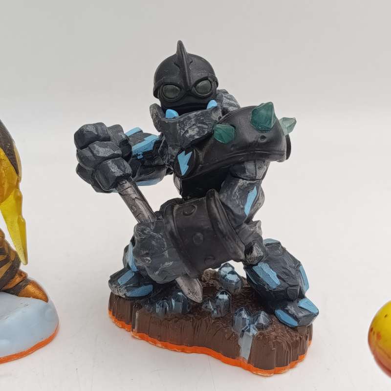 Lot of 3 Activision Skylanders action figurines