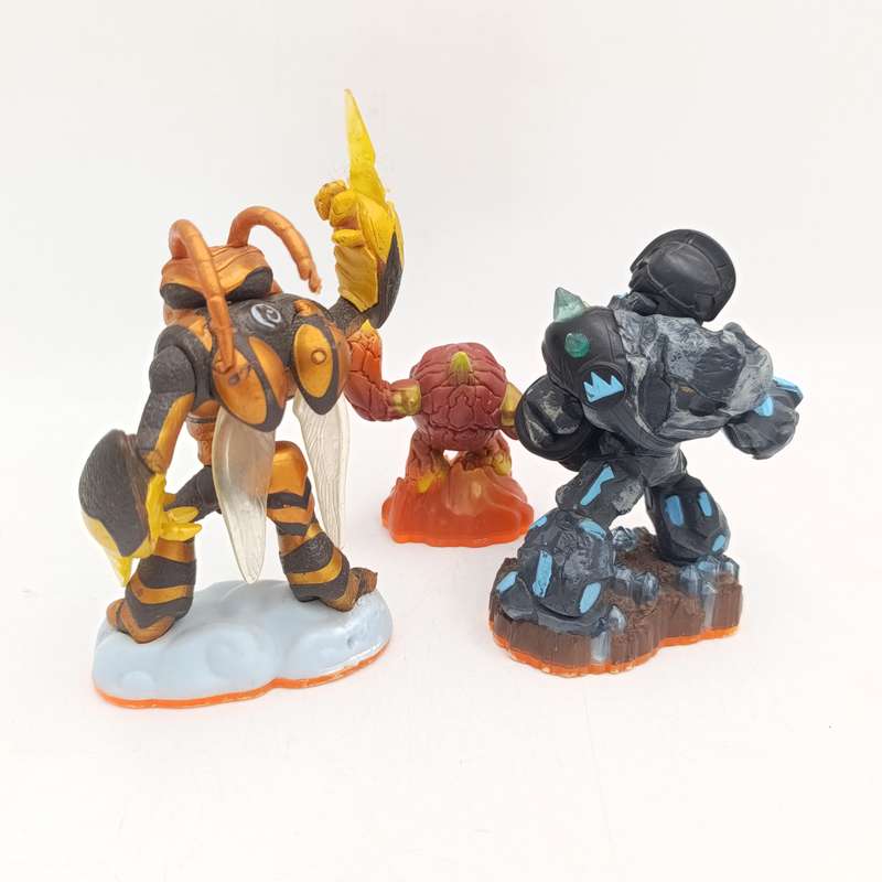 Lot of 3 Activision Skylanders action figurines