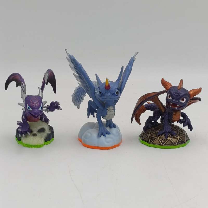 Lot of 3 Activision Skylanders action figurines