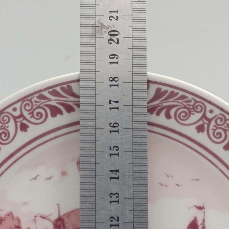 Delft Red Oude Molen Fabriek porcelain plate