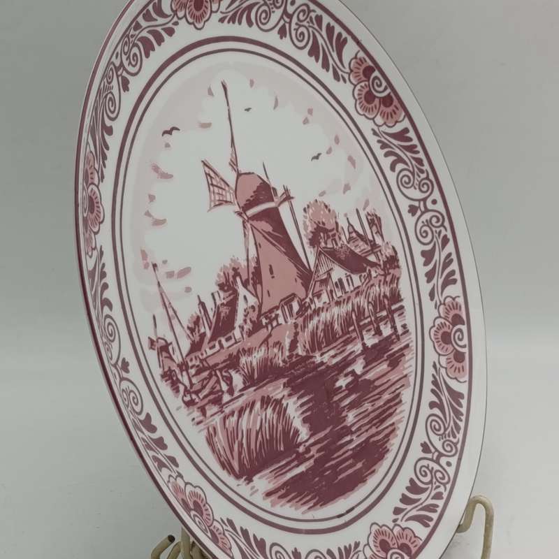 Delft Red porcelain plate - Oude Molen Fabriek