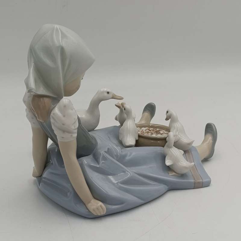 Lladro  Daisa 1979 My Hungry Brood girl feeding ducks figurine - no box