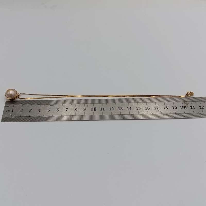 9kt Gold necklace with Mabe pearl pendant - weighs 5.8g