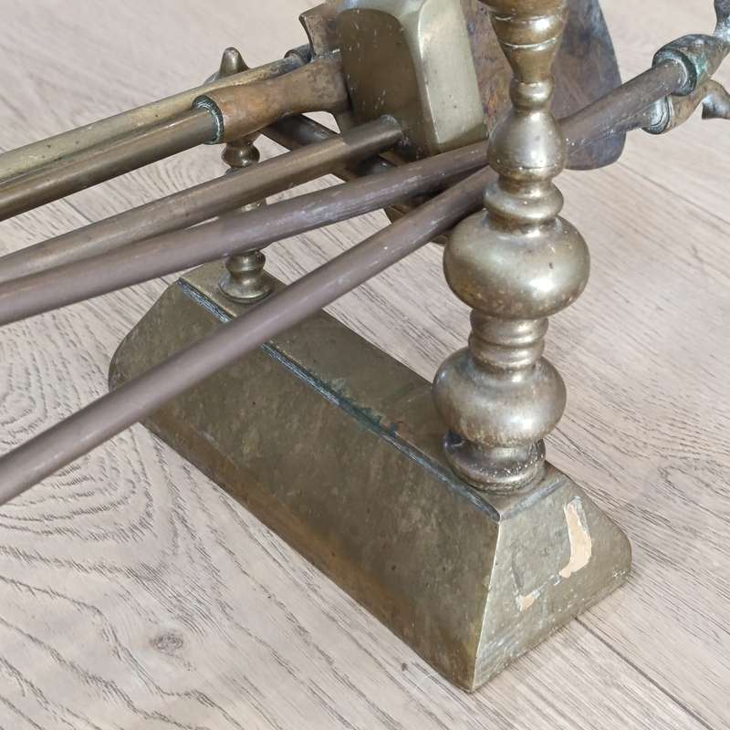 Set of vintage brass fire dogs with fire tools - 6 pieces