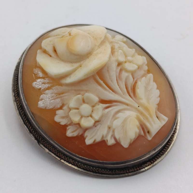 900 Silver cameo pendant/brooch with rose - unused vintage item - high relief