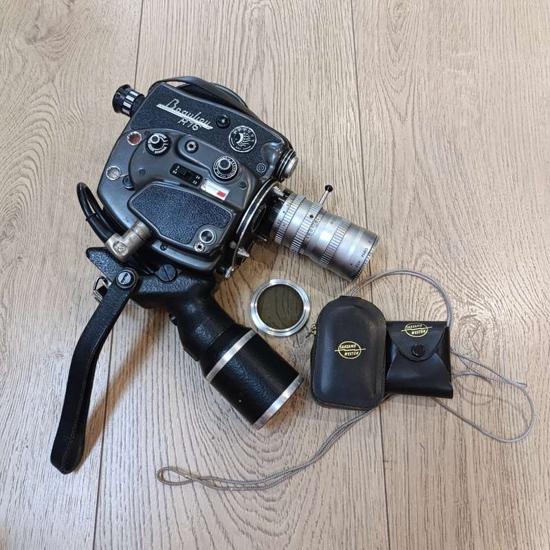 Vintage 1960's Beaulieu R16 cine/movie camera in case