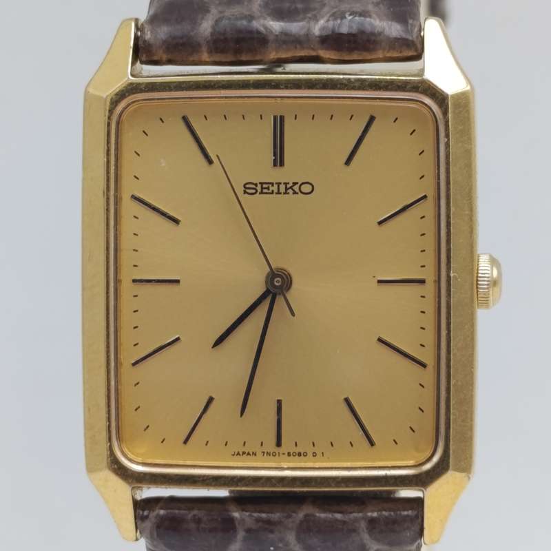 Vintage Seiko 7N01-5060 quartz unisex watch - excellent condition