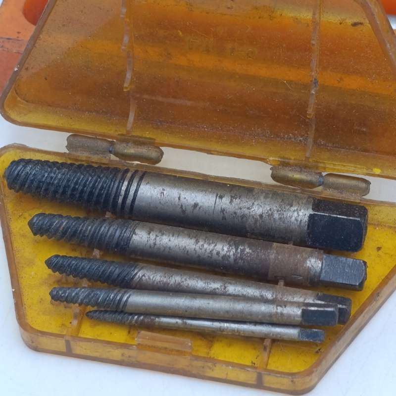 Vintage tap and die tool set