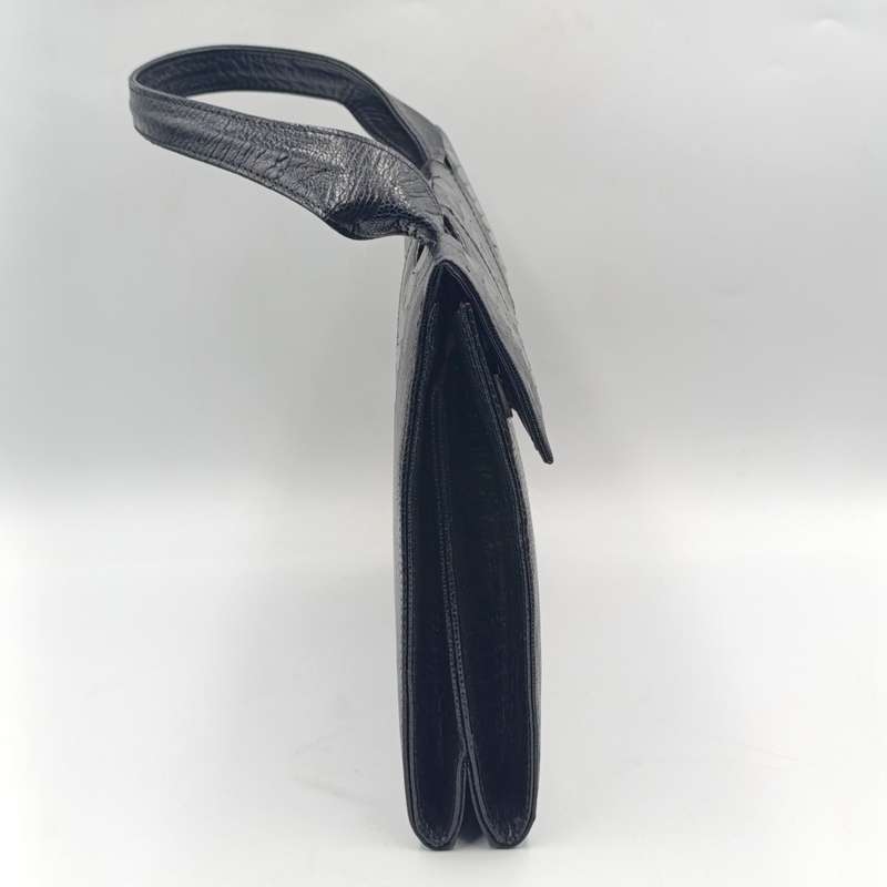Vintage leather craft of distinction Cape Town crocodile Black leather handbag and purse