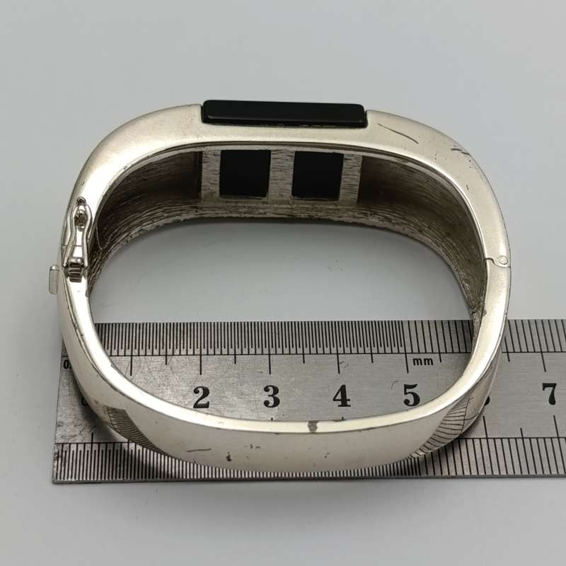 Sterling silver bangle and necklace set with onyx inserts - weight 132g