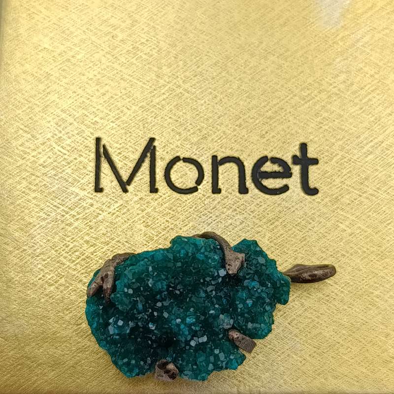 Dioptase & silver pendant - weight 16g