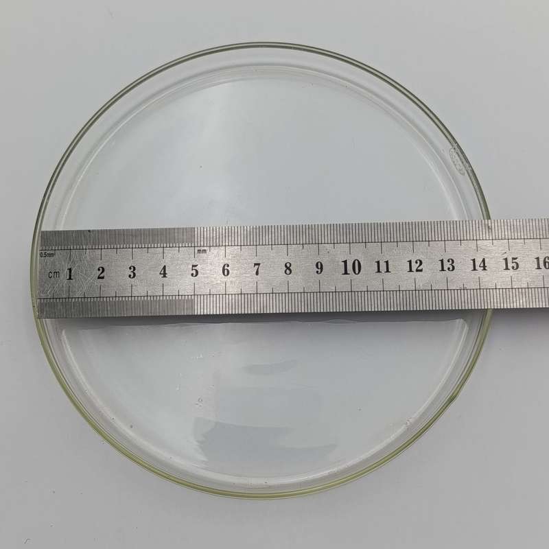 Set of 5 pyrex petri dishes - unused - 14cm x 1.1cm