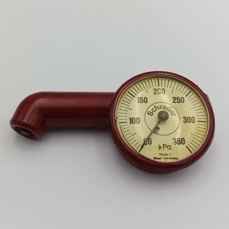 Schrader tyre Pressure gauge - made in West-Germany