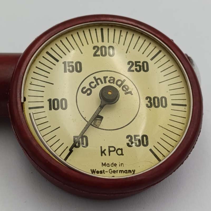 Schrader tyre Pressure gauge - made in West-Germany
