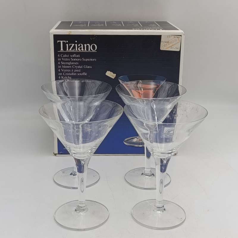 Set of 4 Tiziano martini glasses in box