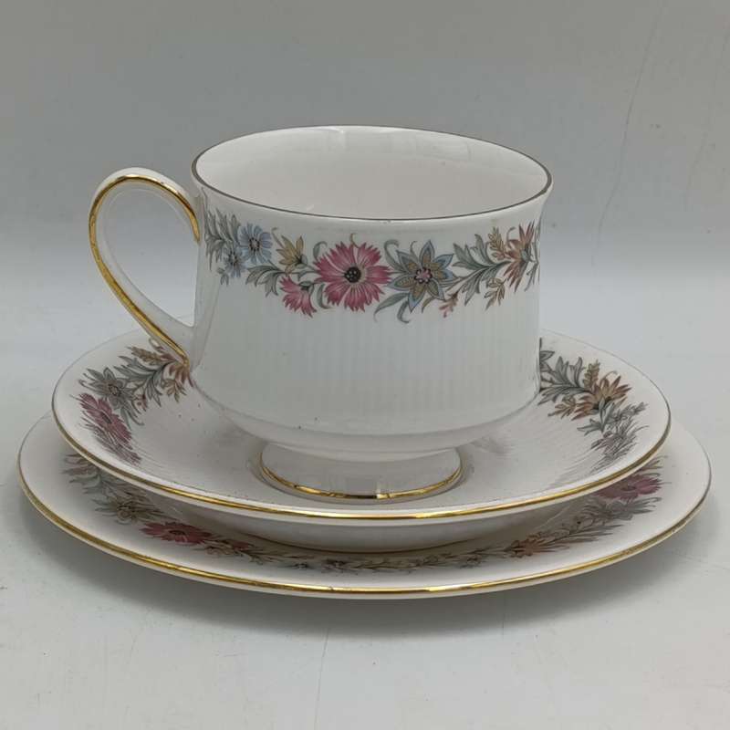 Vintage Paragon Belinda porcelain trio