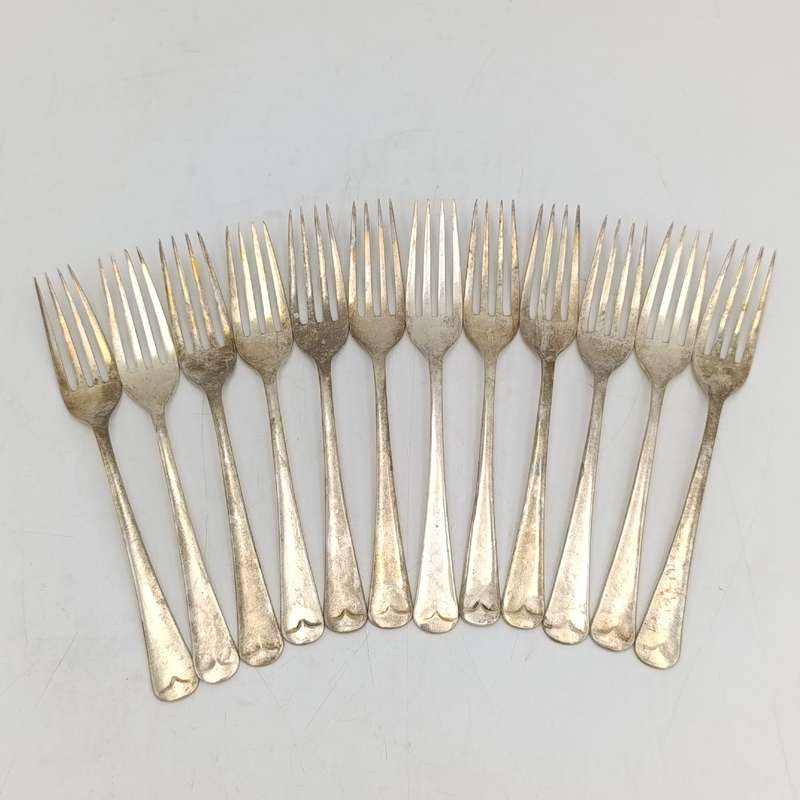 Vintage set of 12 Pak-Alam silverplated forks
