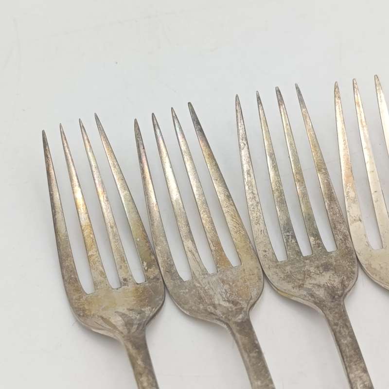 Vintage set of 12 Pak-Alam silverplated forks