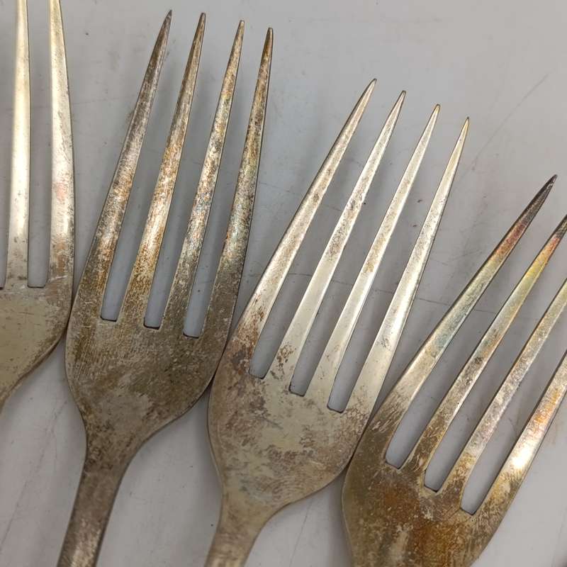 Vintage set of 12 Pak-Alam silverplated forks