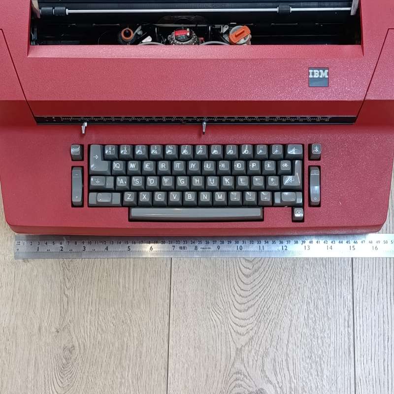 Vintage IBM Selectric II golf ball typewriter