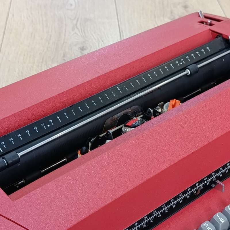 Vintage IBM Selectric II golf ball typewriter