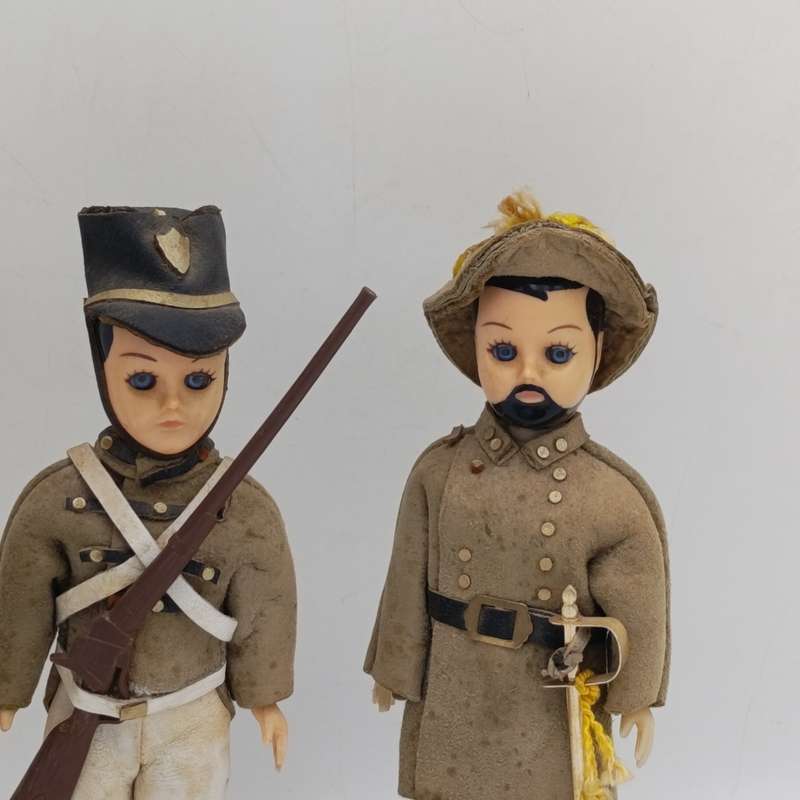 Lot of 3 Confederate soldier dolls