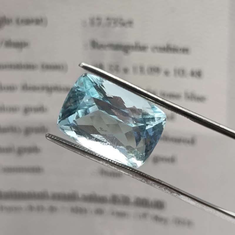 Rectangular cushion cut Aquamarine of 17,735ct with Gemlab certificate