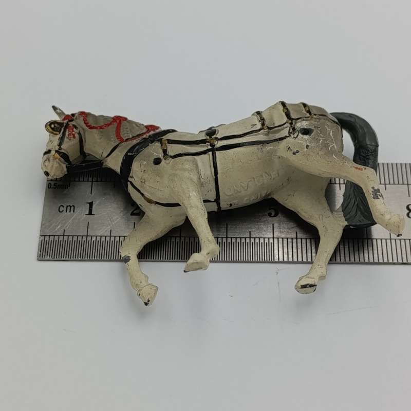 Britains Ltd Royal Carriage set lead figurines - one leg broken - harness missing
