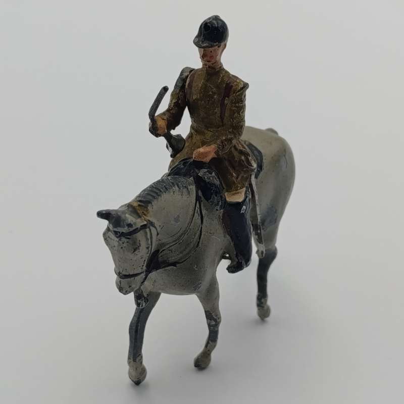 Britains Ltd Band of the Household Life Guards trumpeter on horse lead soldier