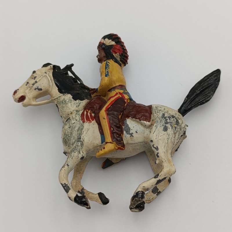 Britains Ltd North American Indian warrior on horse lead soldier