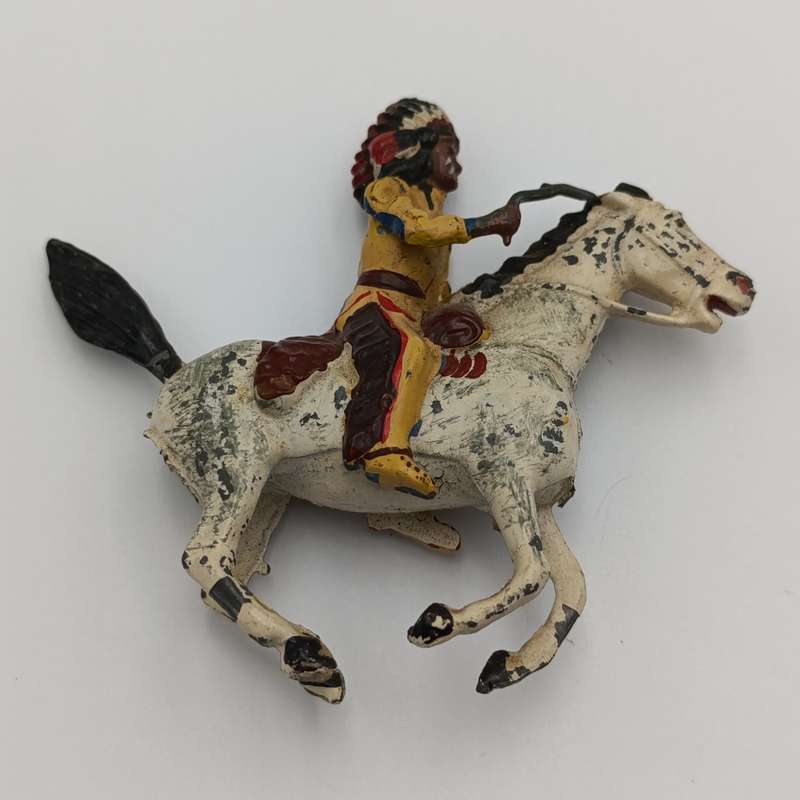 Britains Ltd North American Indian warrior on horse lead soldier
