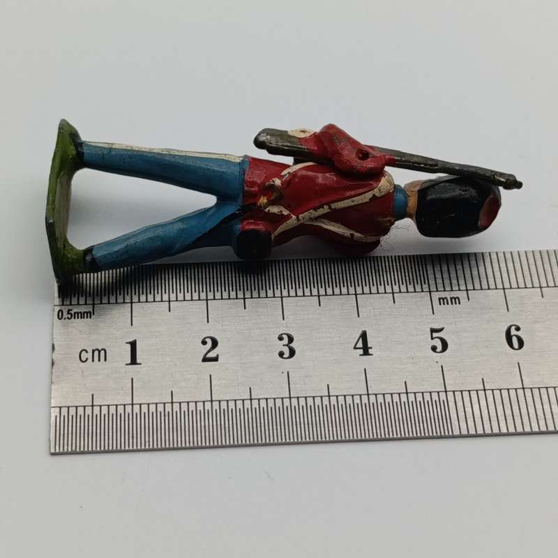 Lot of 3 vintage lead soldiers
