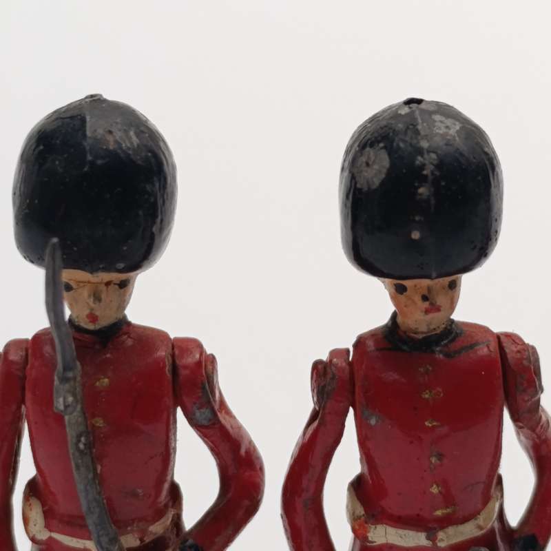 Lot of 3 vintage lead soldiers
