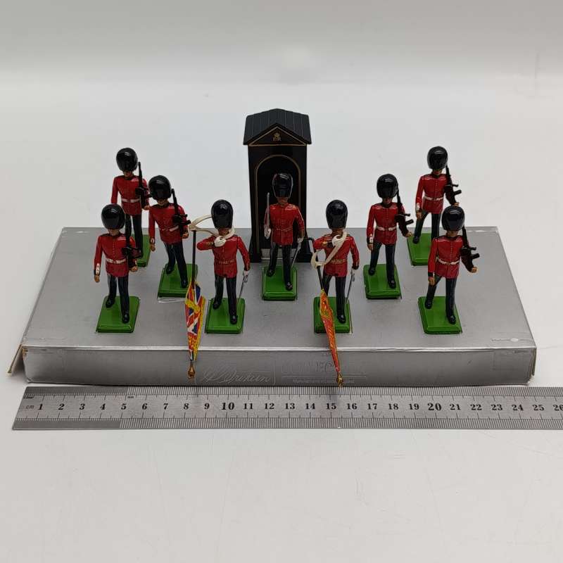 Britains Ltd Royal Guards lead soldier set