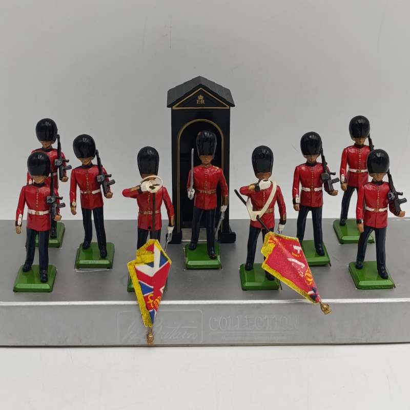 Britains Ltd Royal Guards lead soldier set