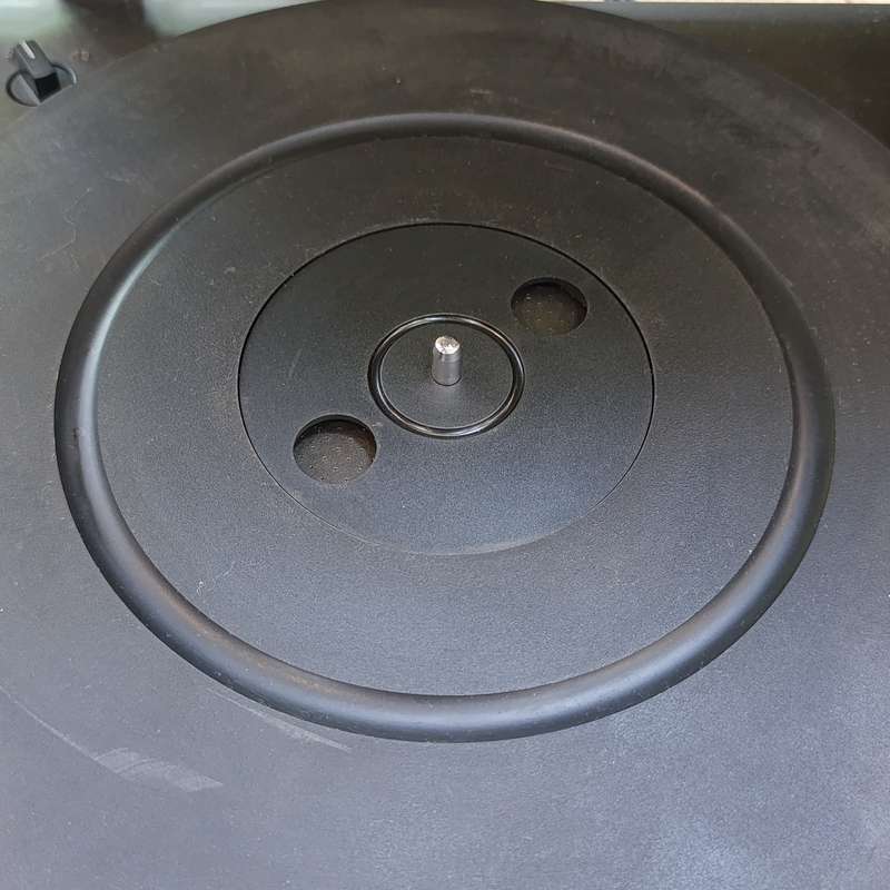 Vintage NAD 5120 turntable record player - working