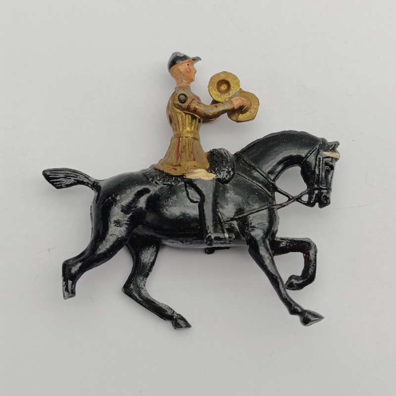 Lot of 4 vintage Britains Ltd cavalry lead soldiers - damaged
