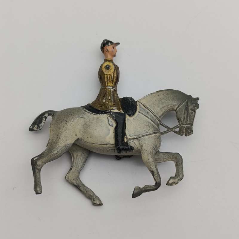 Lot of 4 vintage Britains Ltd cavalry lead soldiers - damaged