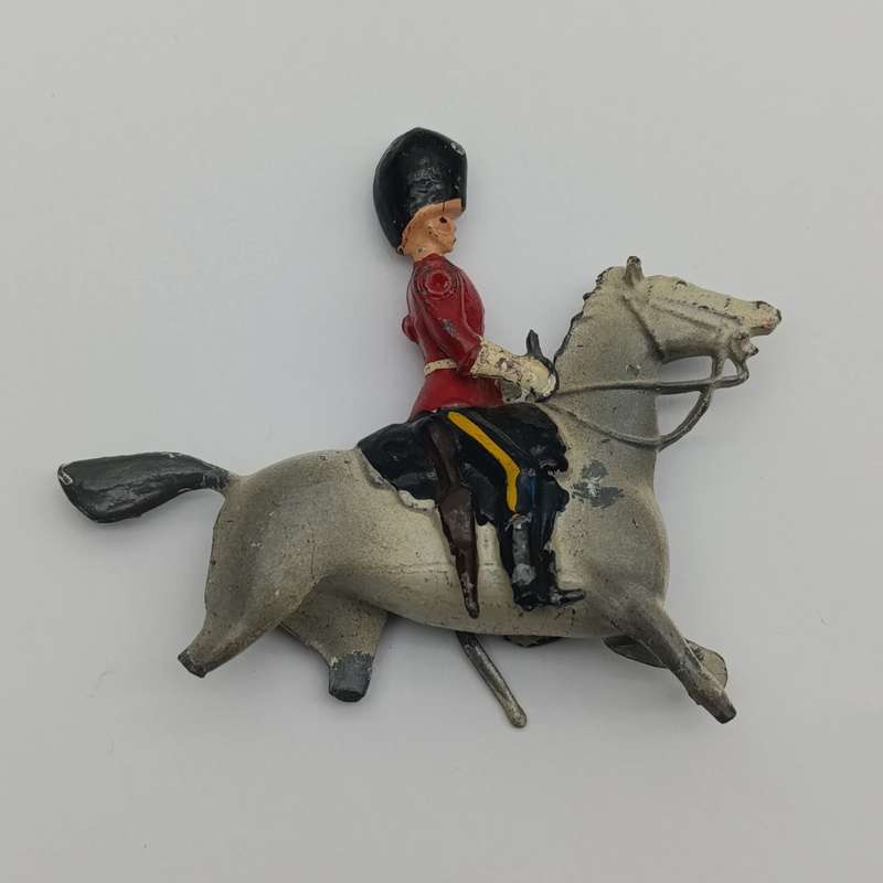 Lot of 4 vintage Britain's Ltd cavalry lead soldiers - damaged