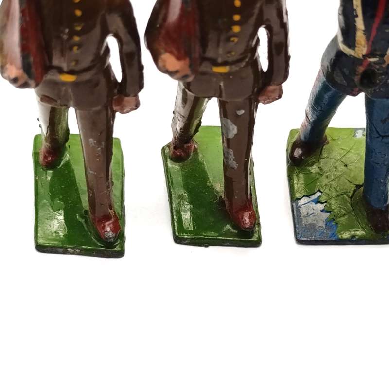 Lot of 5 vintage Britains Ltd lead soldiers with damage