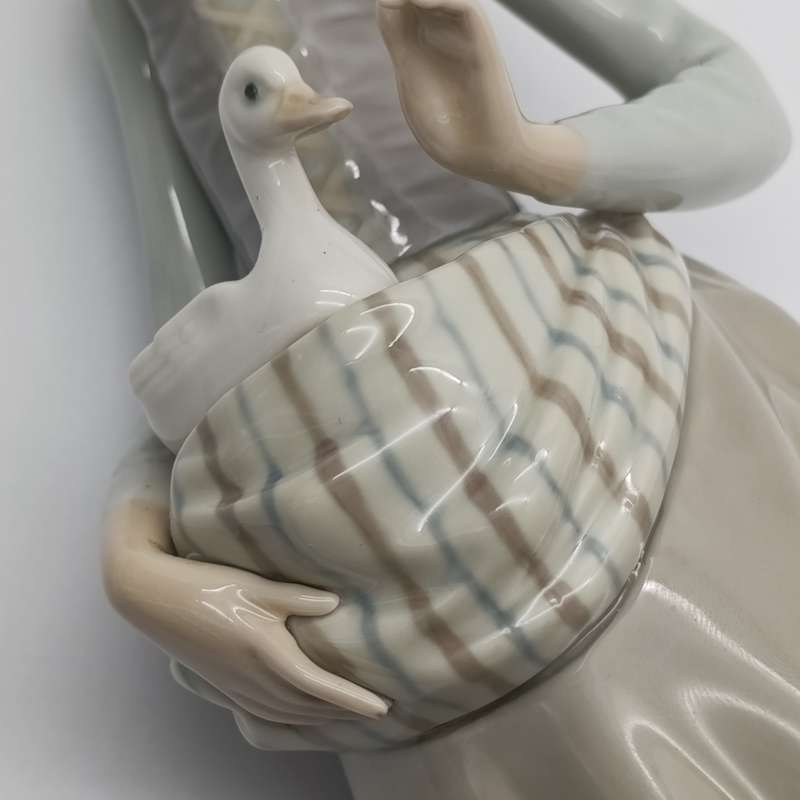 Vintage Lladro girl with geese porcelain figurine - no box