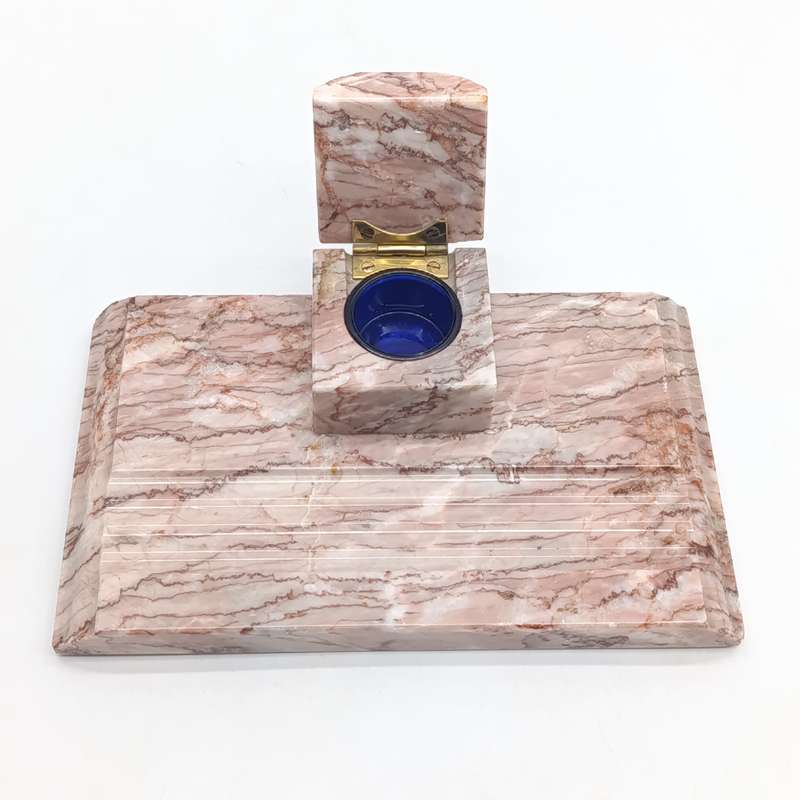 Vintage pink onyx writing stand in excellent condition - with ink pot